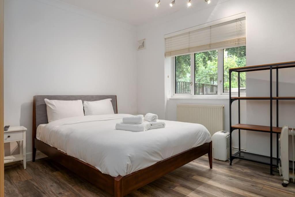 Stylish And Well Equipped Flat In Stockwell Londres Exterior foto