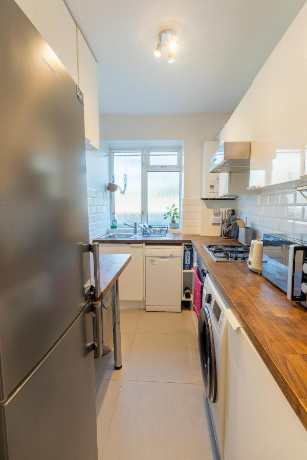 Stylish And Well Equipped Flat In Stockwell Londres Exterior foto